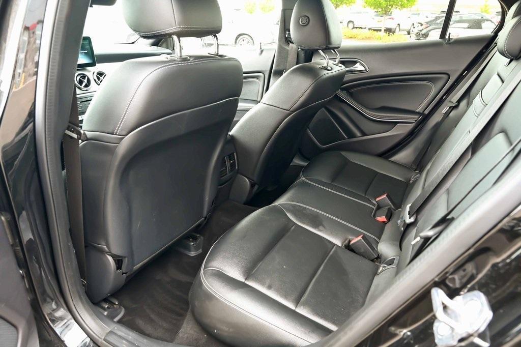 used 2020 Mercedes-Benz GLA 250 car, priced at $20,697