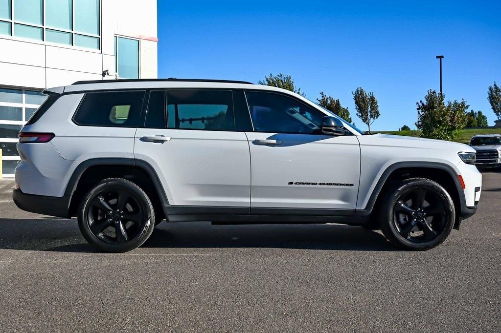 used 2022 Jeep Grand Cherokee L car, priced at $29,995
