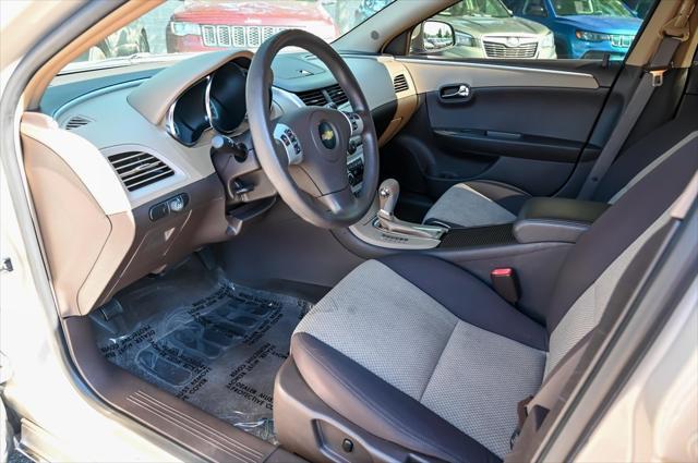 used 2009 Chevrolet Malibu Hybrid car, priced at $11,991