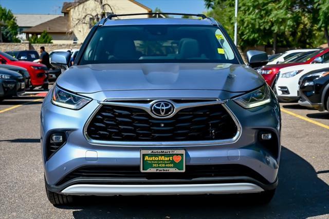 used 2021 Toyota Highlander car, priced at $40,641