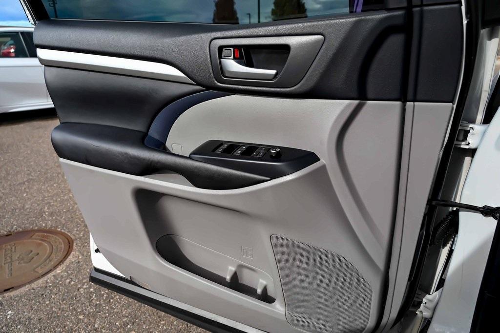 used 2017 Toyota Highlander car, priced at $19,997