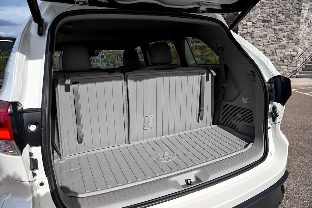 used 2017 Toyota Highlander car, priced at $19,997