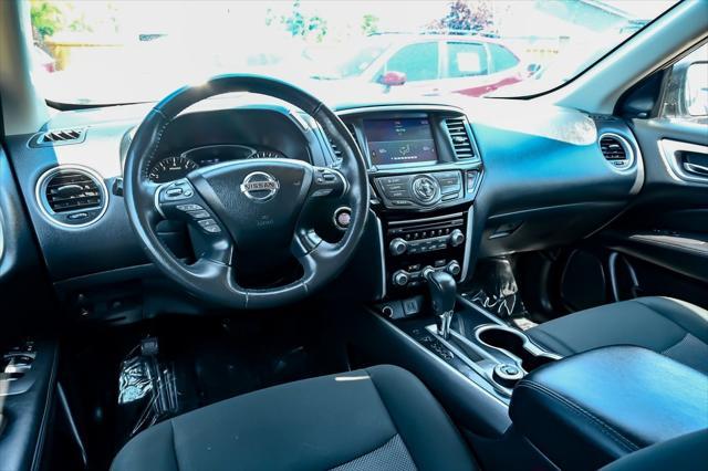 used 2020 Nissan Pathfinder car, priced at $22,900