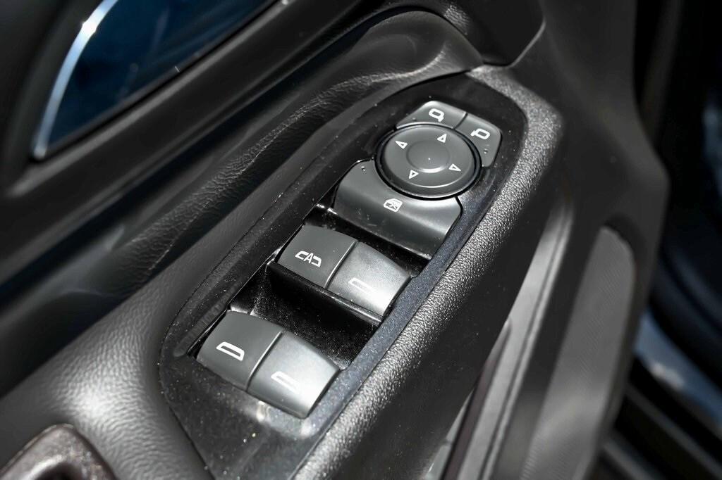 used 2022 Chevrolet Equinox car, priced at $23,441