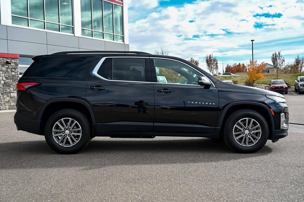 used 2022 Chevrolet Traverse car, priced at $26,227