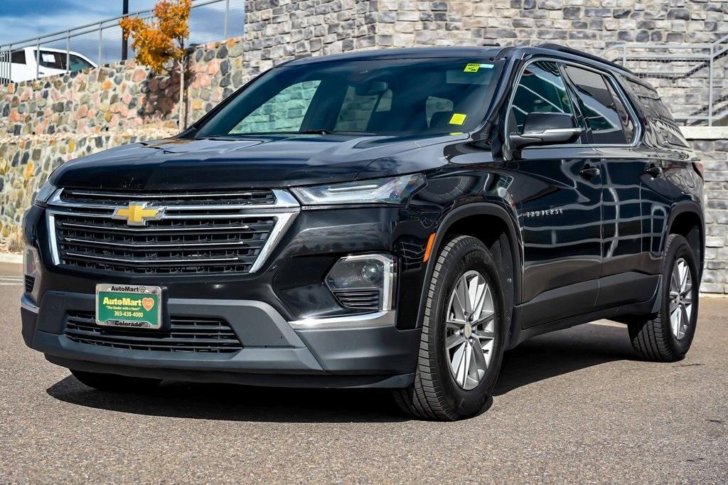 used 2022 Chevrolet Traverse car, priced at $26,227