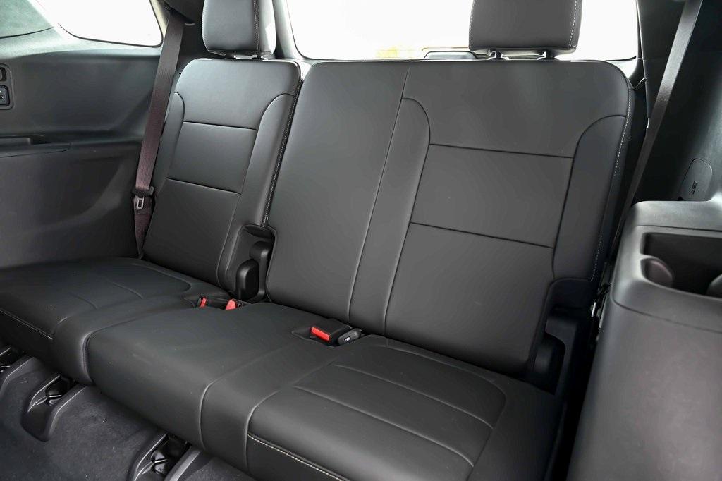 used 2022 Chevrolet Traverse car, priced at $26,227