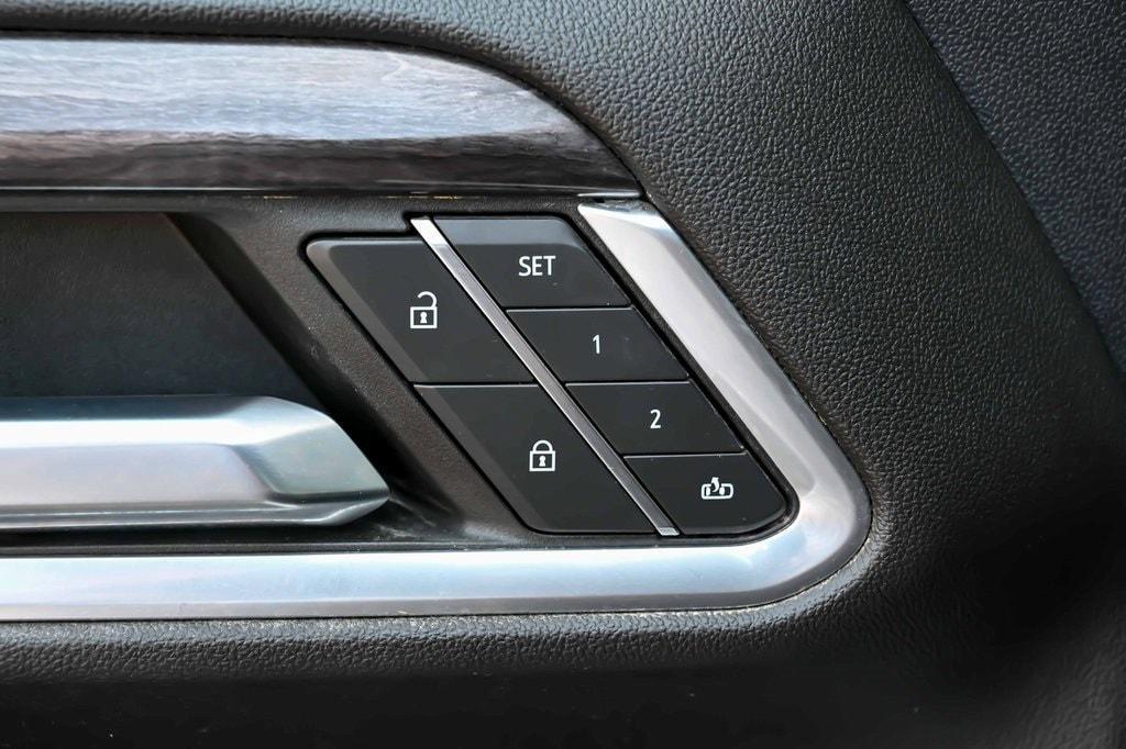 used 2023 Chevrolet Silverado 1500 car, priced at $35,735