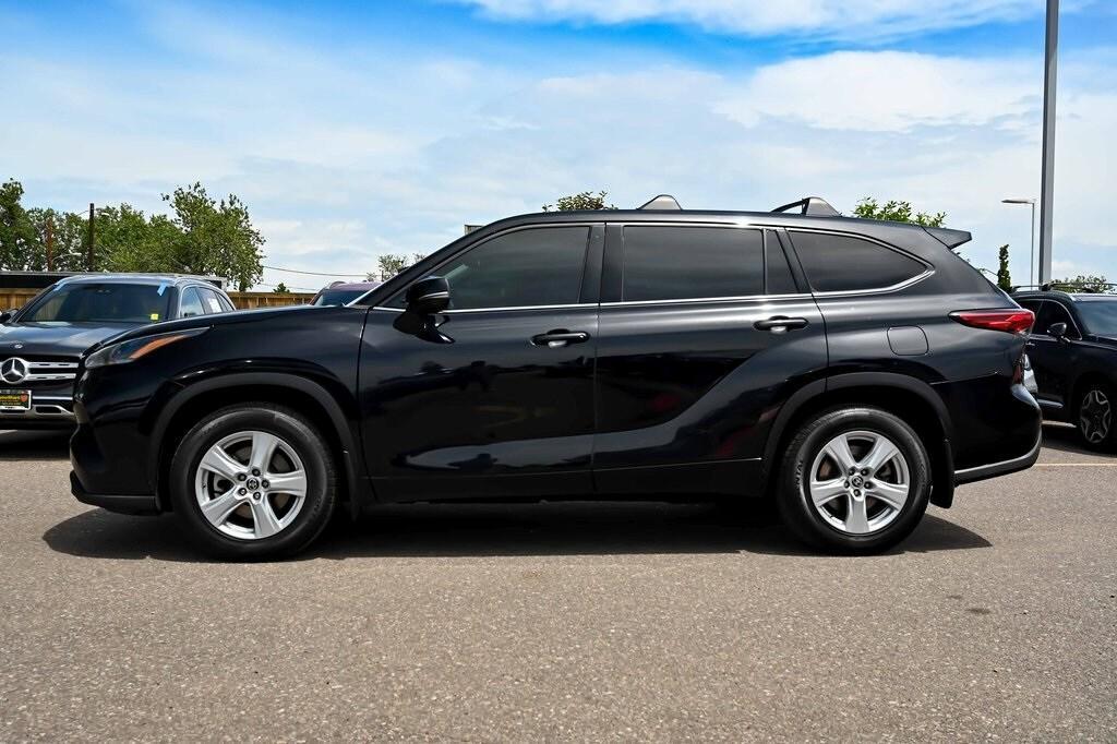 used 2021 Toyota Highlander car, priced at $26,233
