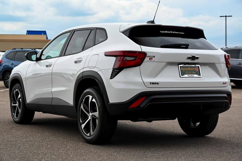 used 2024 Chevrolet Trax car, priced at $23,297