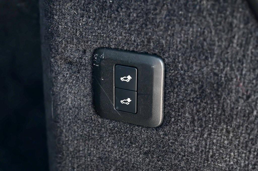 used 2019 Land Rover Range Rover Sport car, priced at $29,283