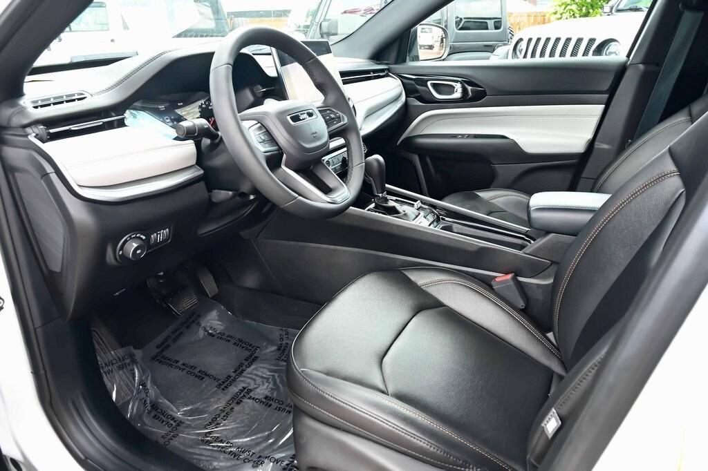 used 2024 Jeep Compass car, priced at $28,411