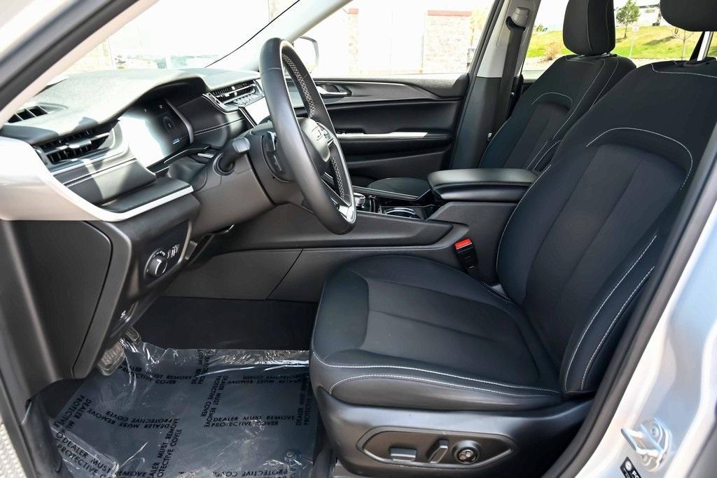 used 2023 Jeep Grand Cherokee L car, priced at $25,131