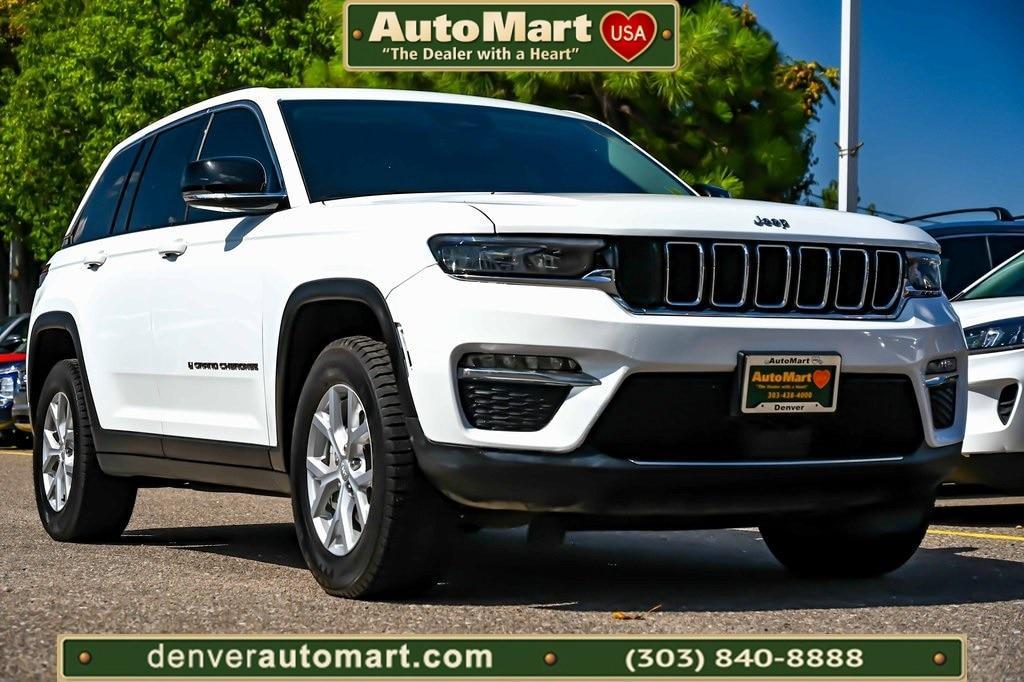 used 2023 Jeep Grand Cherokee car, priced at $28,971