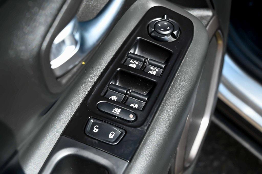 used 2021 Jeep Renegade car, priced at $21,297
