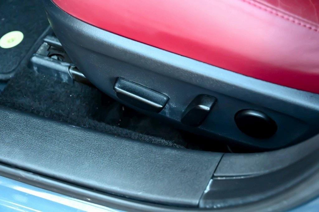 used 2024 Mazda Mazda3 car, priced at $24,195