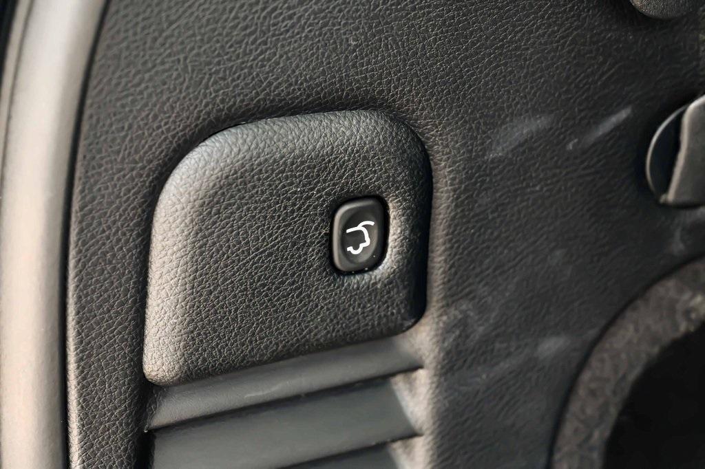 used 2019 Jeep Grand Cherokee car, priced at $23,997