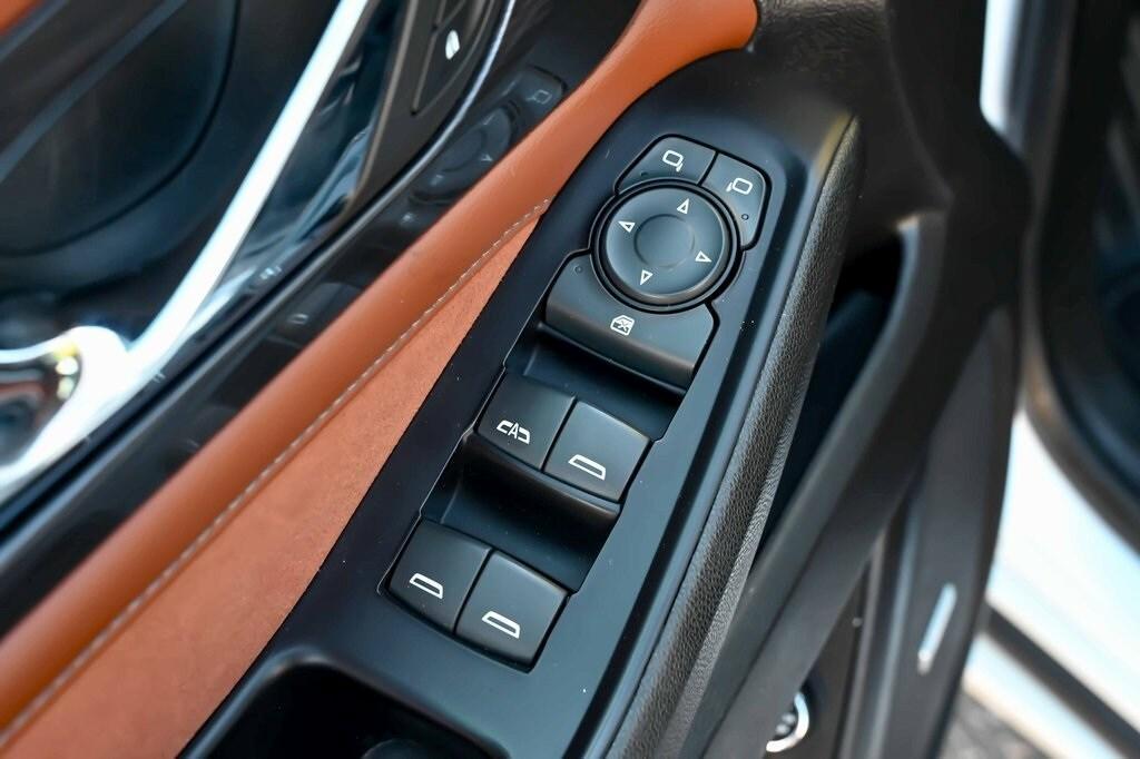 used 2019 Chevrolet Traverse car, priced at $22,483