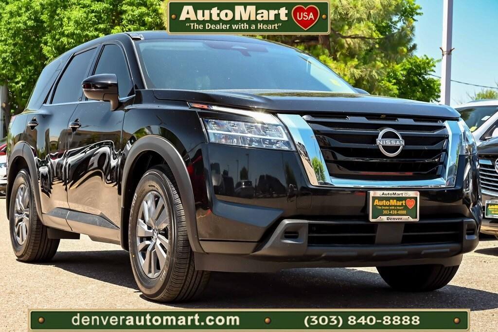 used 2022 Nissan Pathfinder car, priced at $22,989