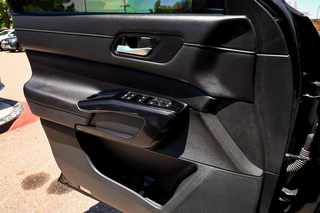 used 2022 Nissan Pathfinder car, priced at $22,989