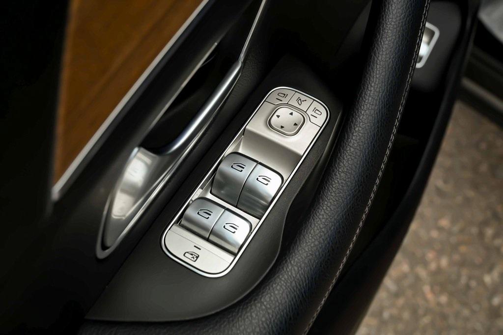 used 2021 Mercedes-Benz GLE 350 car, priced at $34,953
