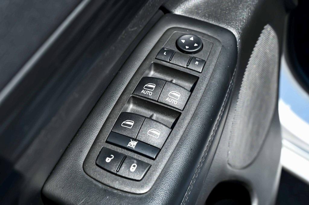 used 2022 Jeep Grand Cherokee WK car, priced at $25,747