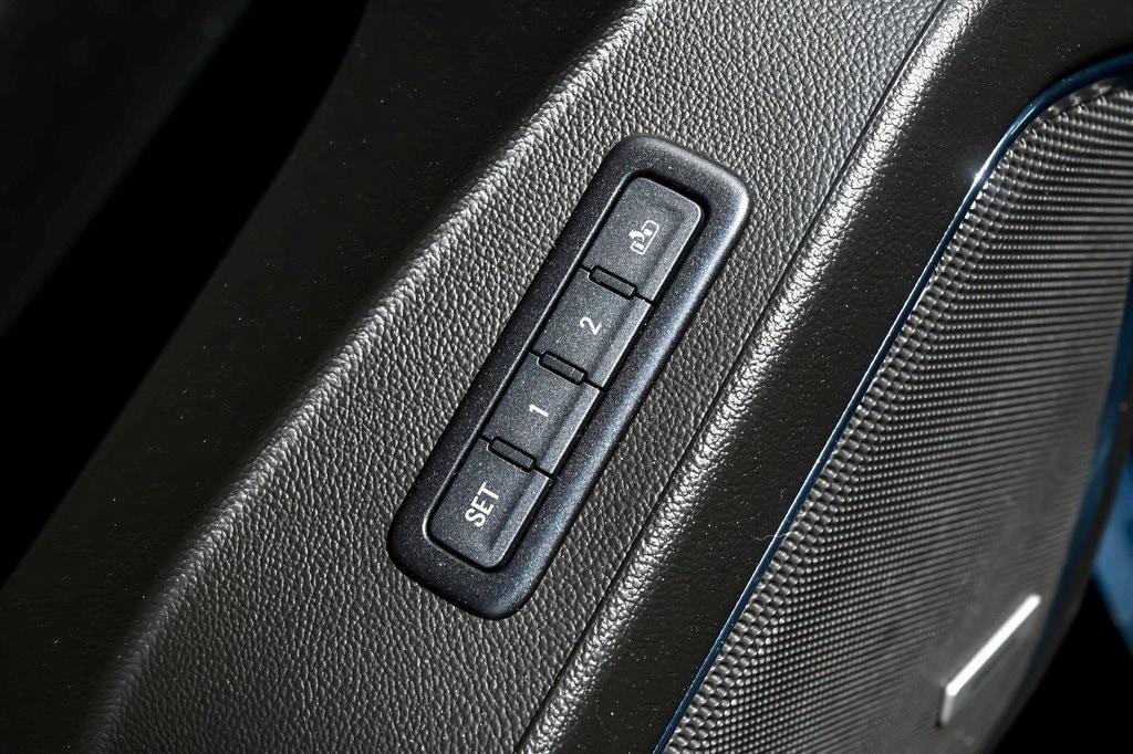 used 2018 GMC Yukon car, priced at $29,543