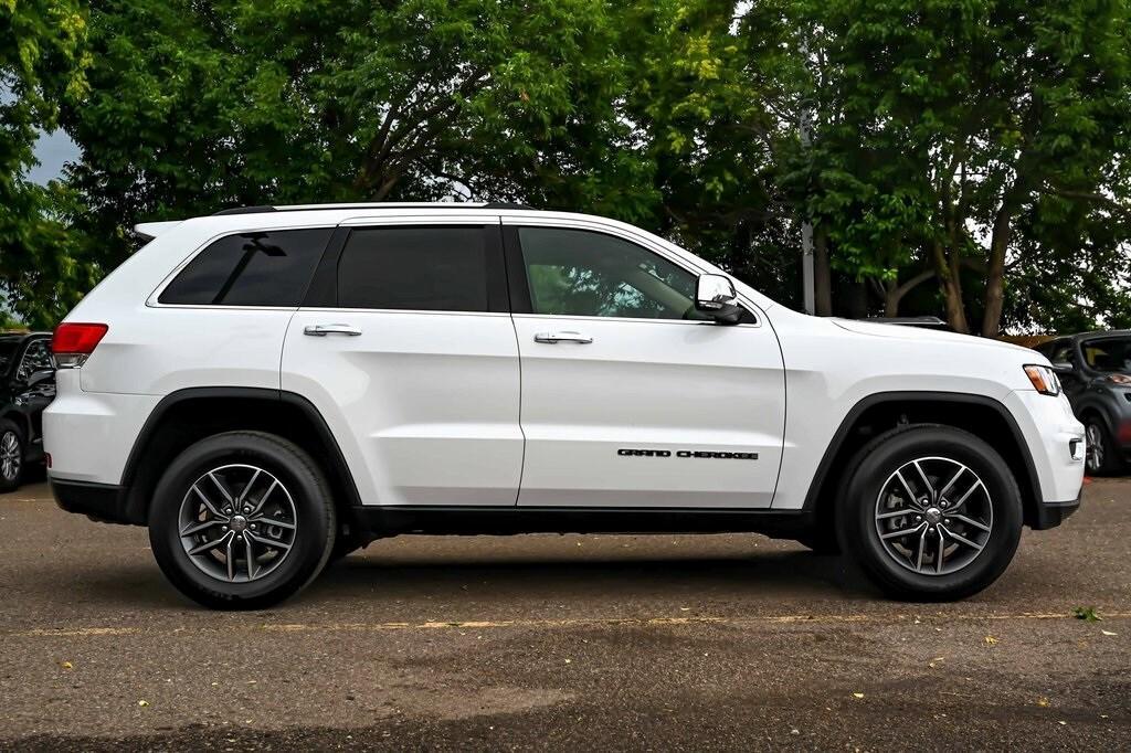 used 2017 Jeep Grand Cherokee car, priced at $16,175