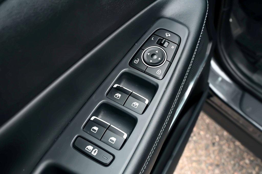 used 2023 Hyundai Santa Fe car, priced at $25,993