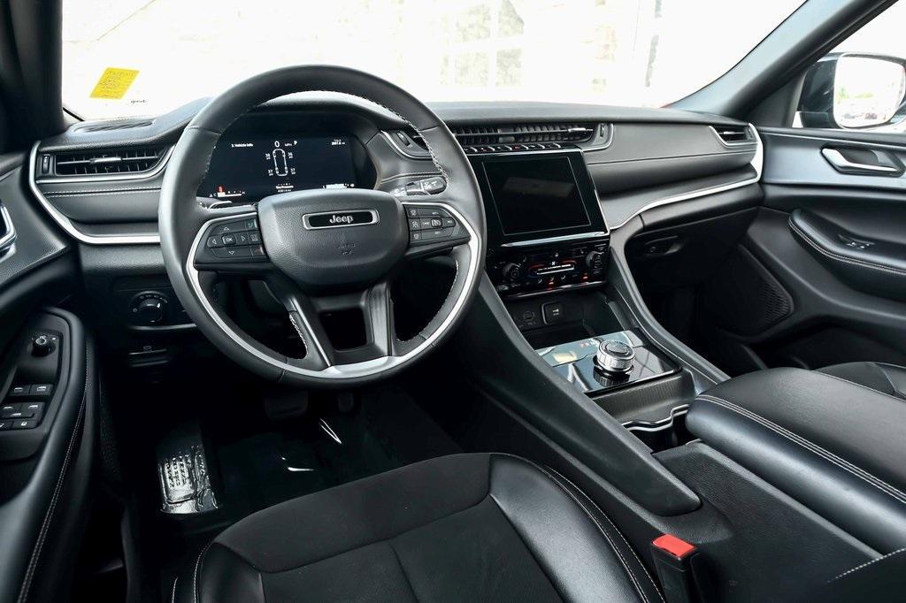 used 2024 Jeep Grand Cherokee L car, priced at $31,885