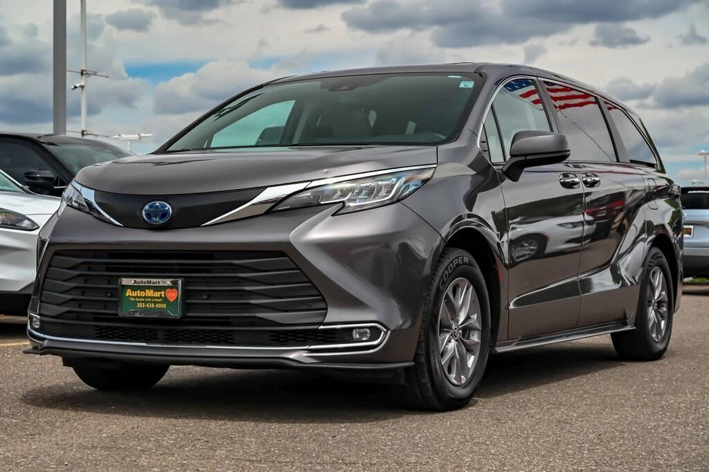 used 2023 Toyota Sienna car, priced at $36,591