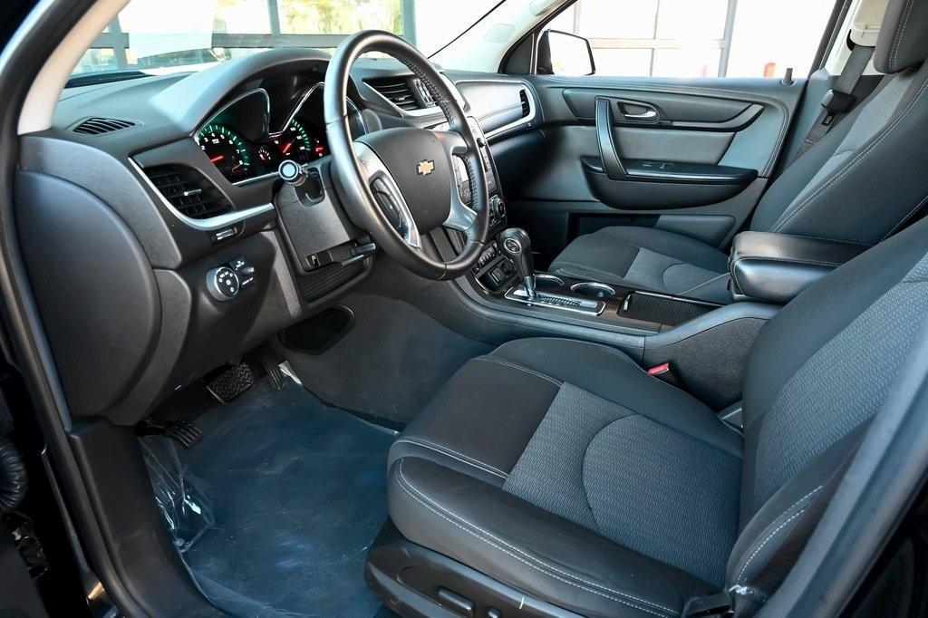 used 2017 Chevrolet Traverse car, priced at $13,585