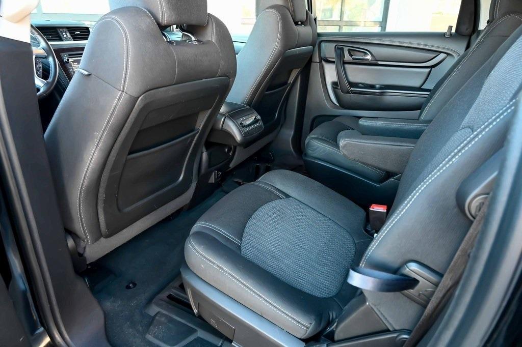 used 2017 Chevrolet Traverse car, priced at $13,585