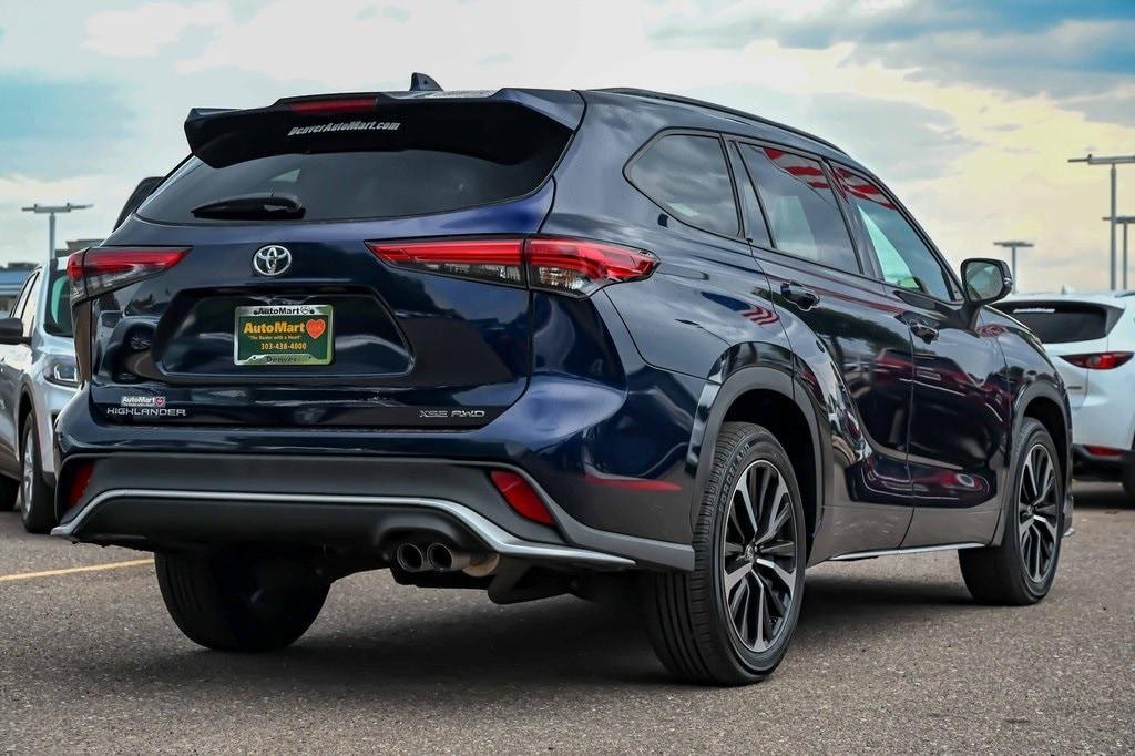 used 2021 Toyota Highlander car, priced at $34,291