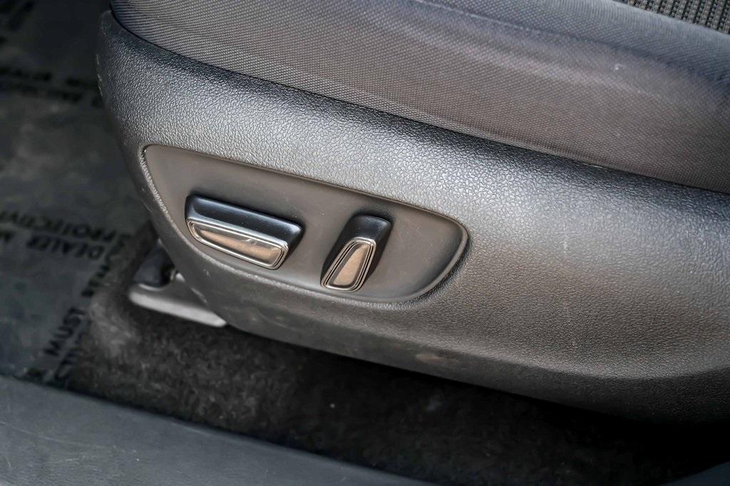 used 2024 Toyota Highlander car, priced at $38,747