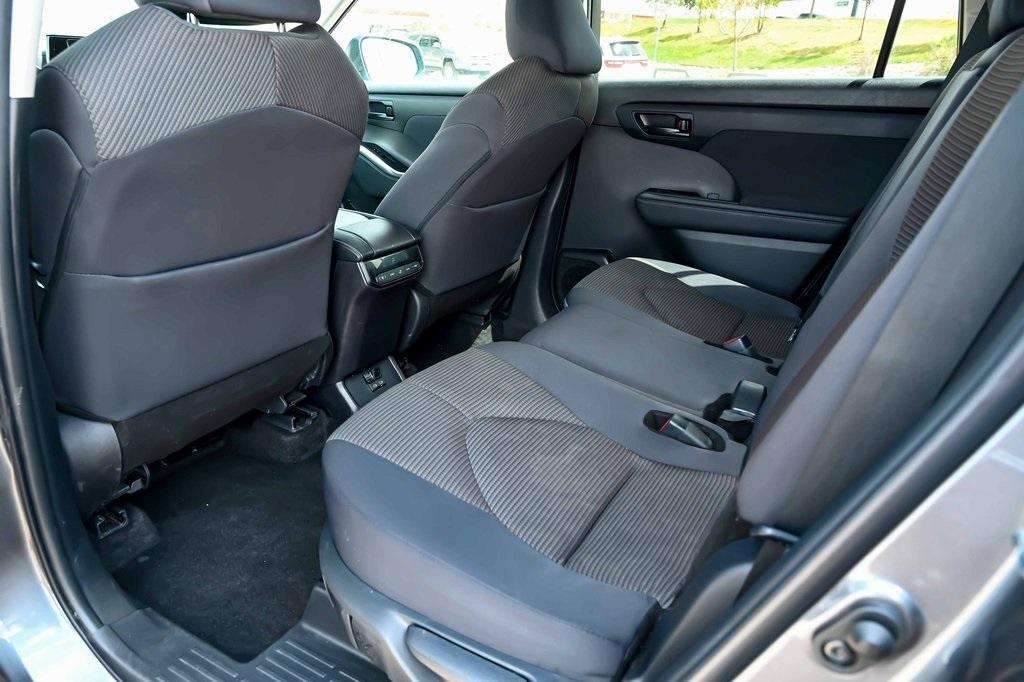 used 2024 Toyota Highlander car, priced at $38,747