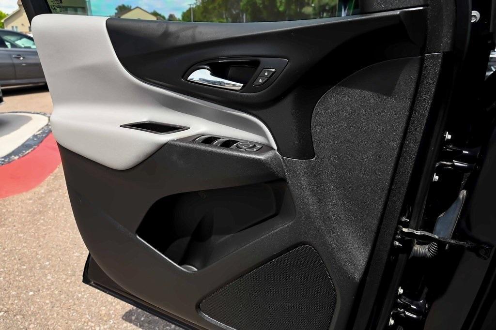 used 2021 Chevrolet Equinox car, priced at $17,121