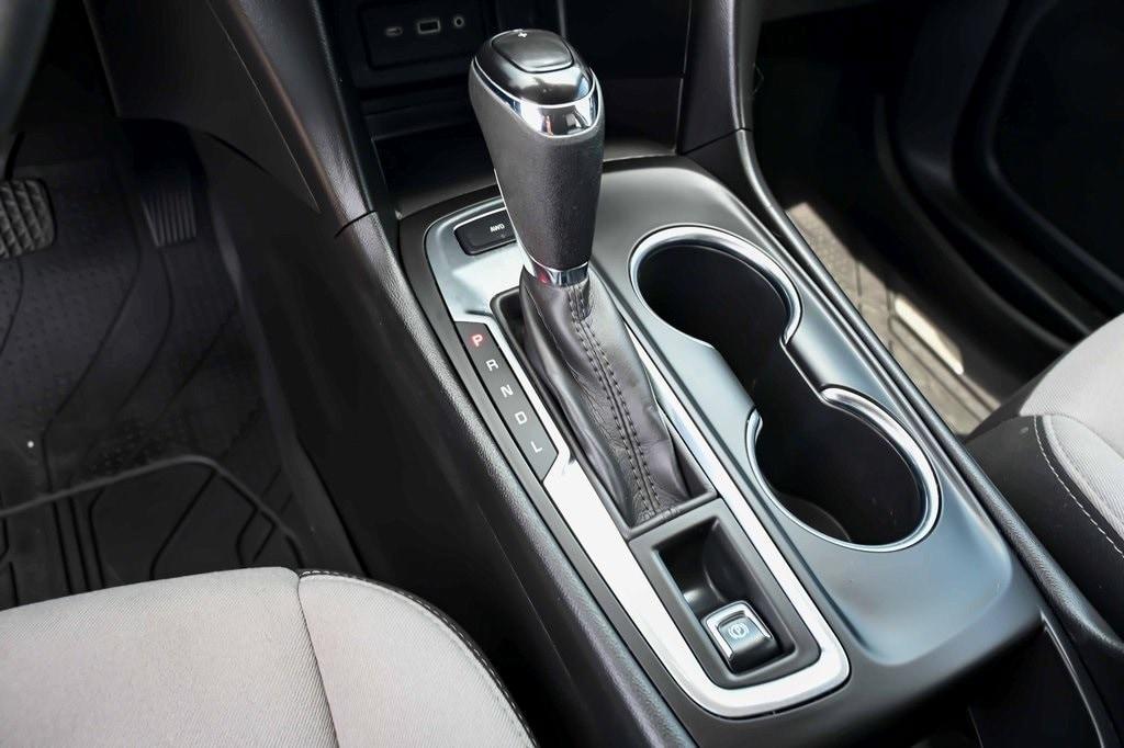 used 2021 Chevrolet Equinox car, priced at $17,121