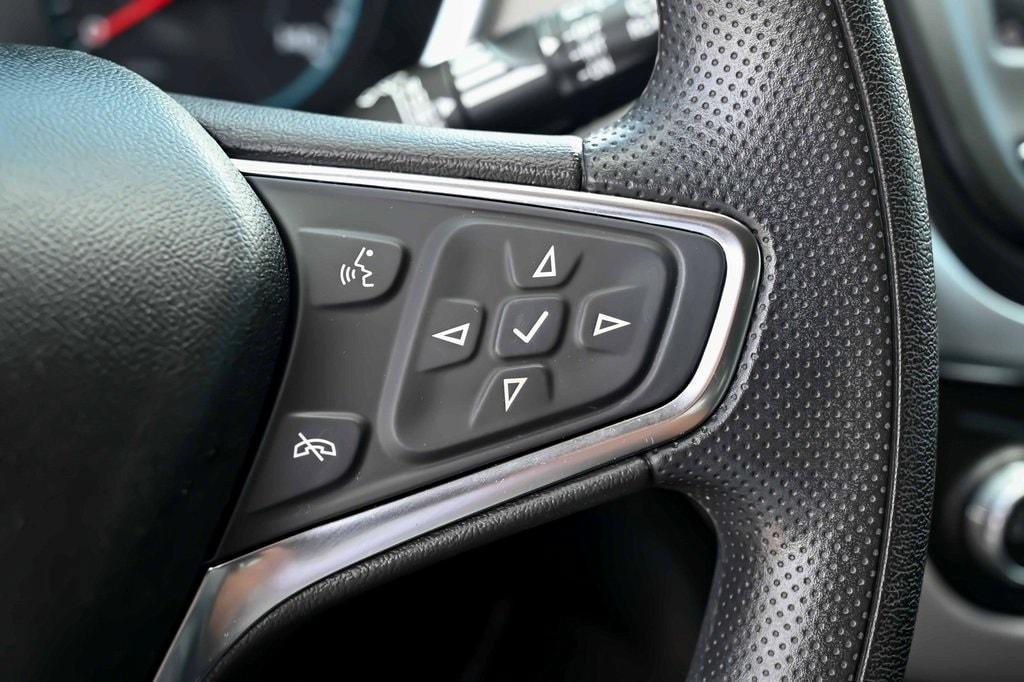 used 2021 Chevrolet Equinox car, priced at $17,121