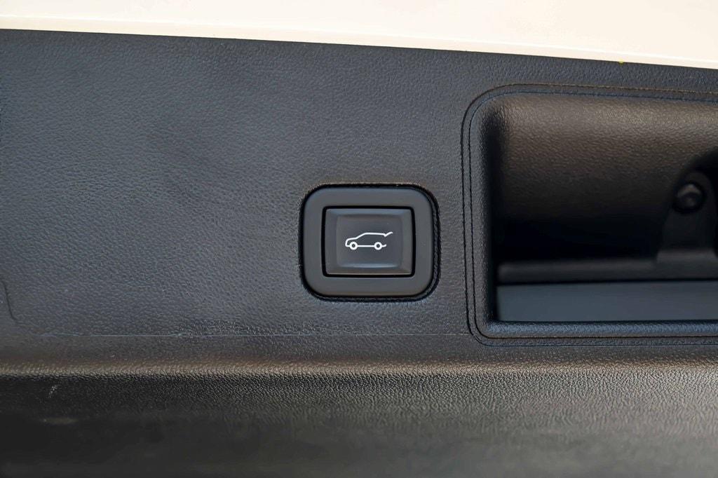 used 2023 GMC Terrain car, priced at $25,193