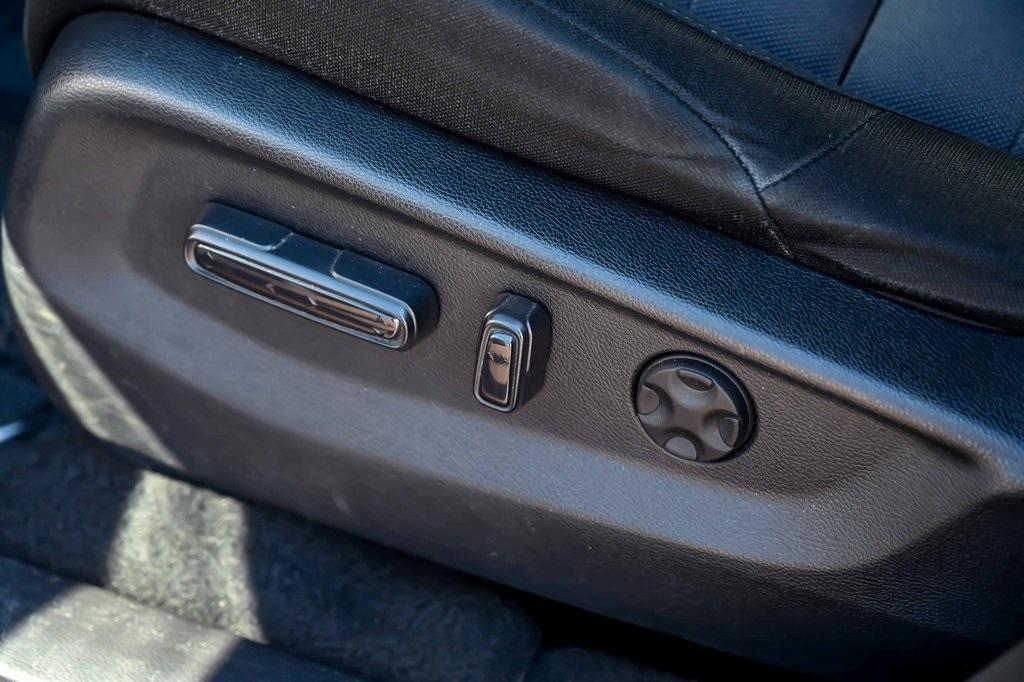 used 2022 Honda CR-V car, priced at $21,143
