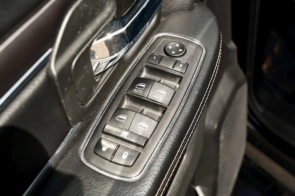 used 2023 Ram 1500 Classic car, priced at $32,227
