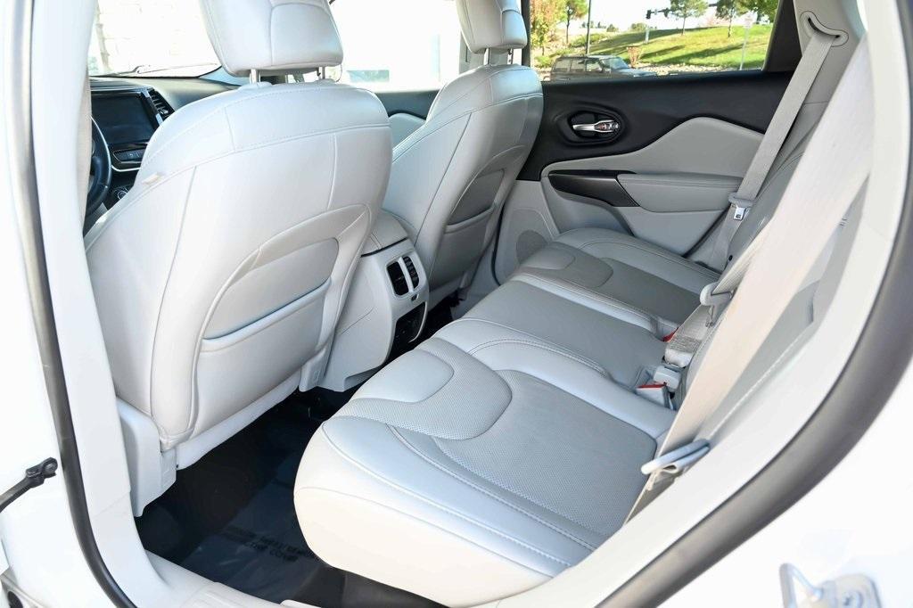 used 2019 Jeep Cherokee car, priced at $17,667