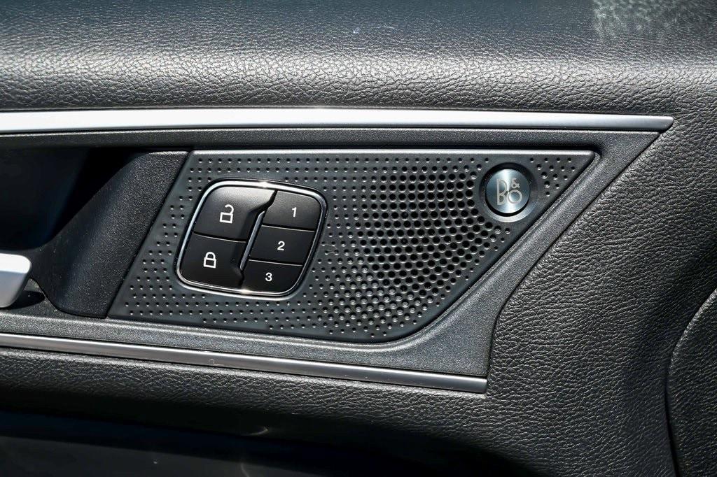 used 2024 Ford Edge car, priced at $25,299
