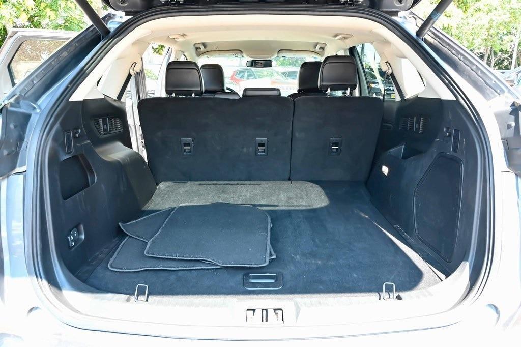 used 2024 Ford Edge car, priced at $25,299