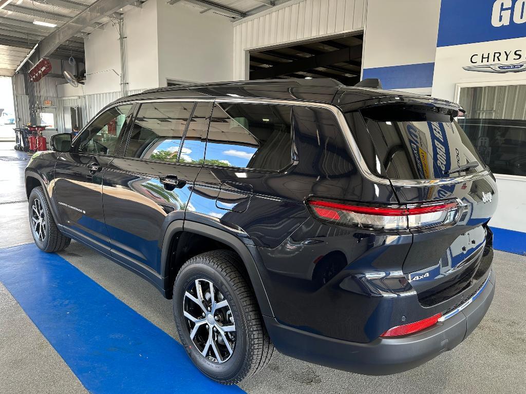 new 2024 Jeep Grand Cherokee L car, priced at $52,990