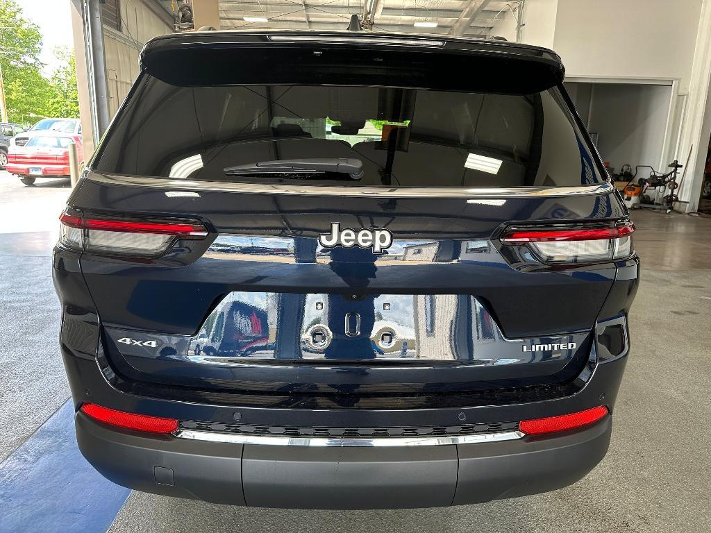 new 2024 Jeep Grand Cherokee L car, priced at $52,990