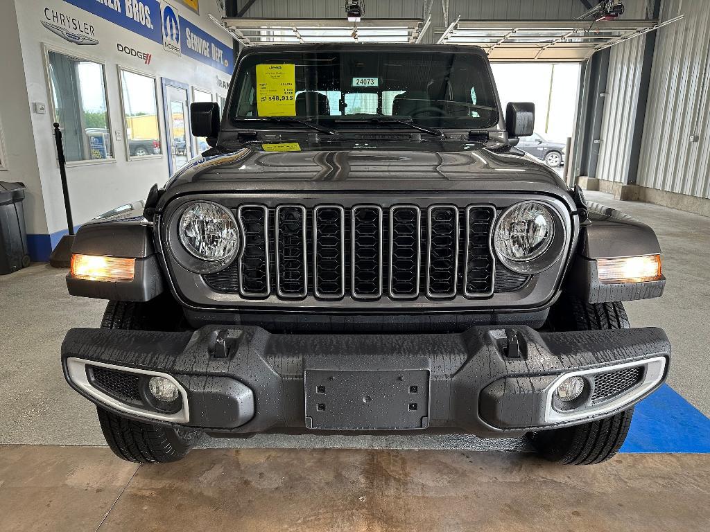 new 2024 Jeep Gladiator car, priced at $52,915