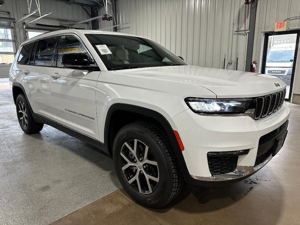 used 2023 Jeep Grand Cherokee L car, priced at $37,975