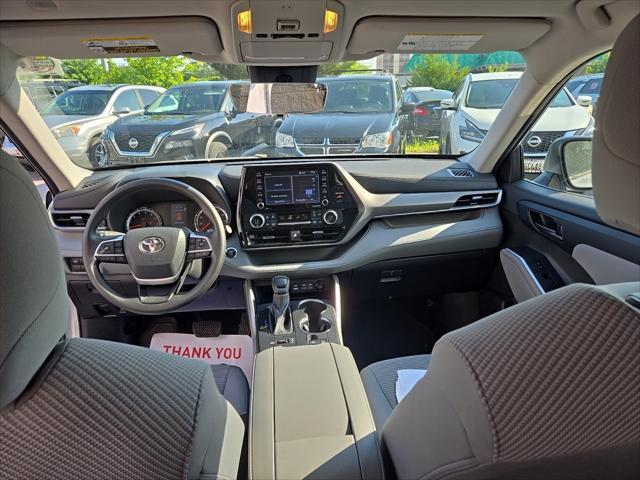 used 2022 Toyota Highlander car, priced at $30,855